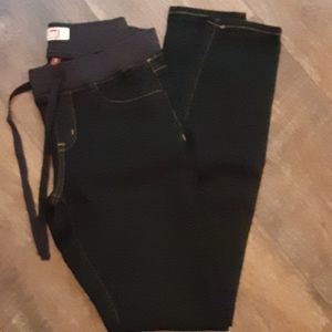 Dark denim jeggings